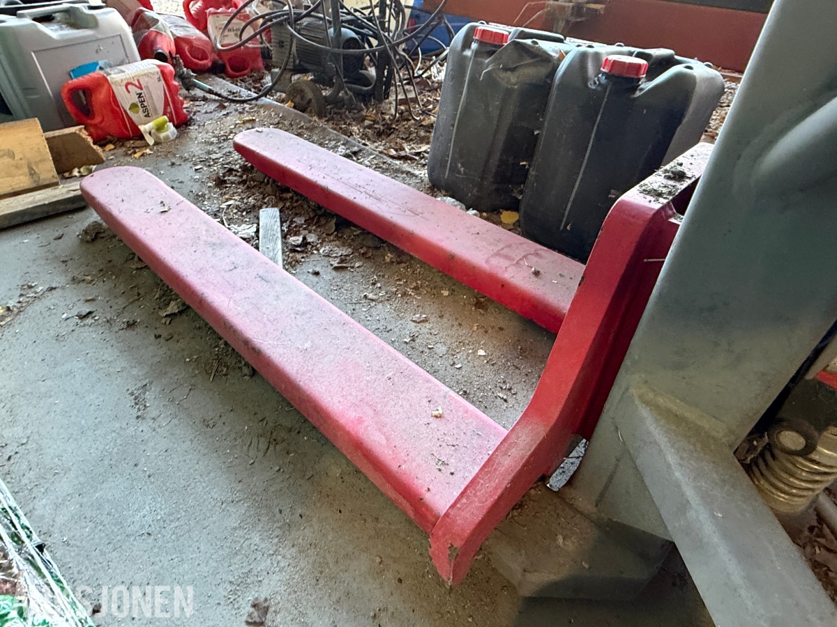 Høytløftende jekketralle 1000kg kapasitet / 90cm løftehøyde