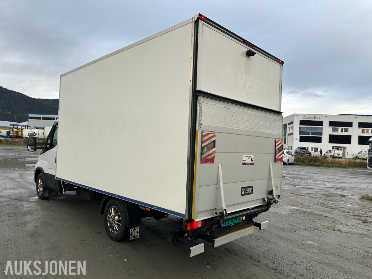 2022 Iveco Daily 35S16 skapbil, 8 paller, bakløfter, varme i skap