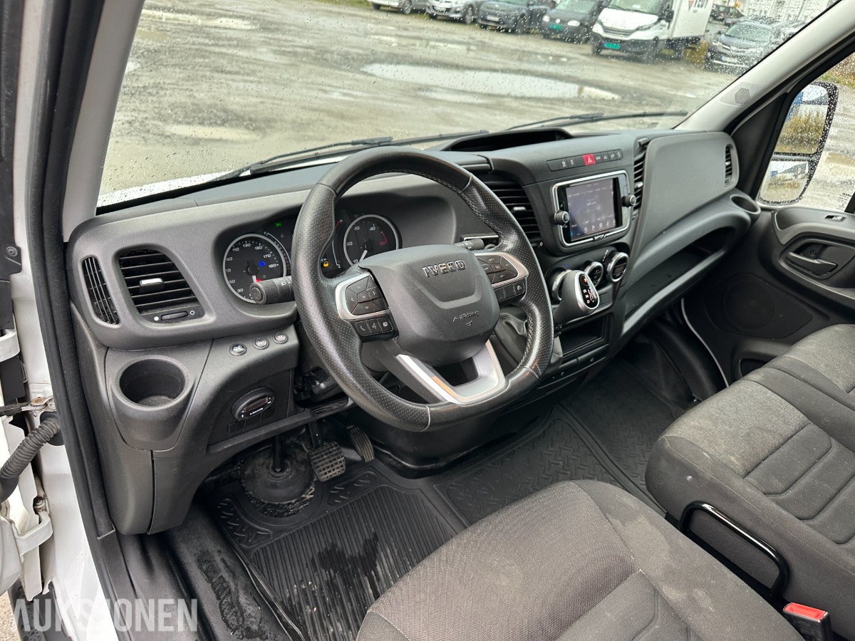 2022 Iveco Daily 35S16 skapbil, 8 paller, bakløfter, varme i skap