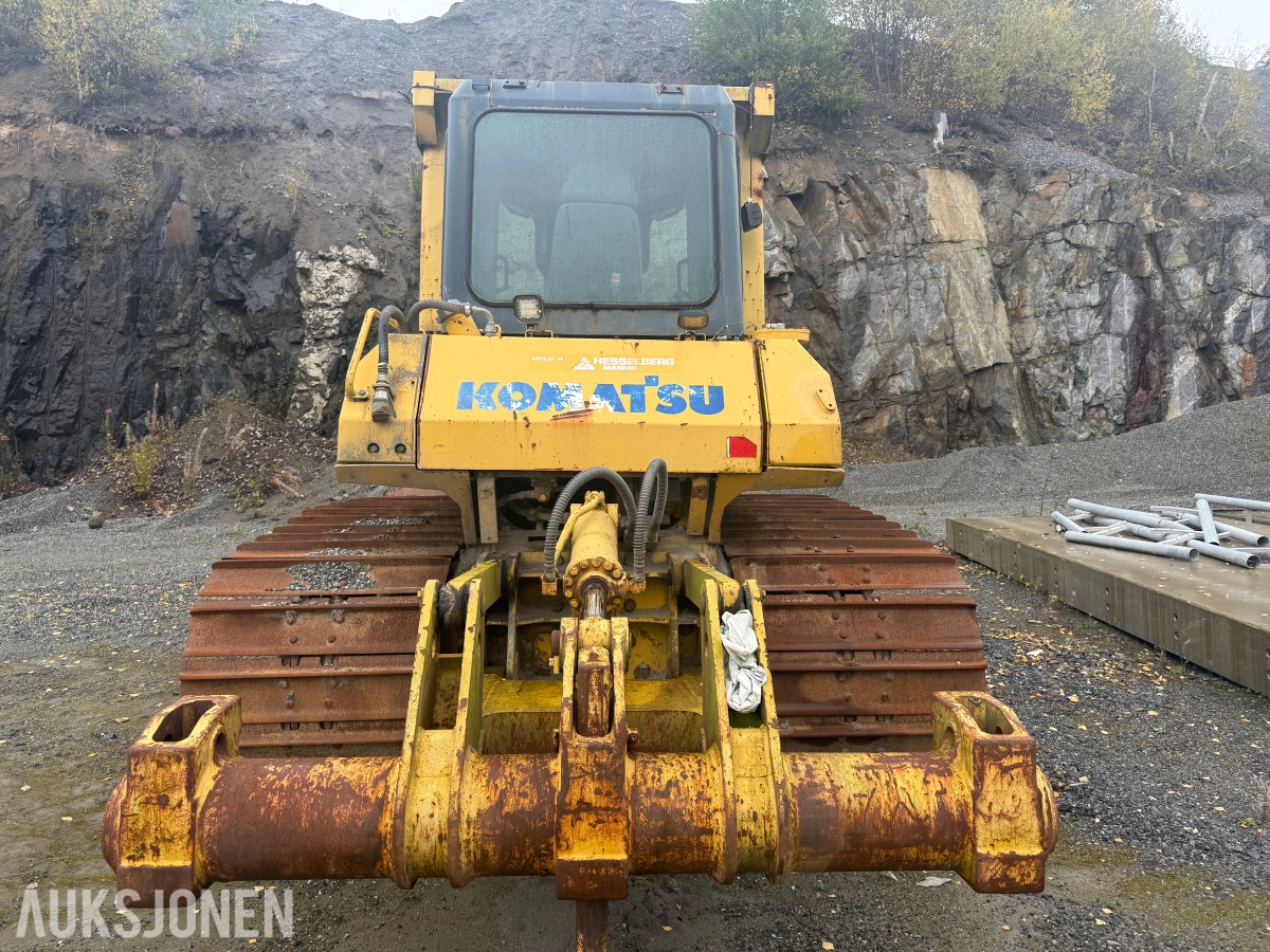 2004 Komatsu D65 PX - 15 bulldoser - reparasjonsobjekt