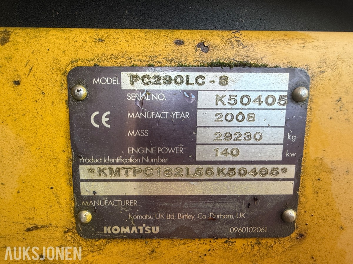 2008 Komatsu PC200LC-8 beltegraver med graveskuff og sentralsmørin