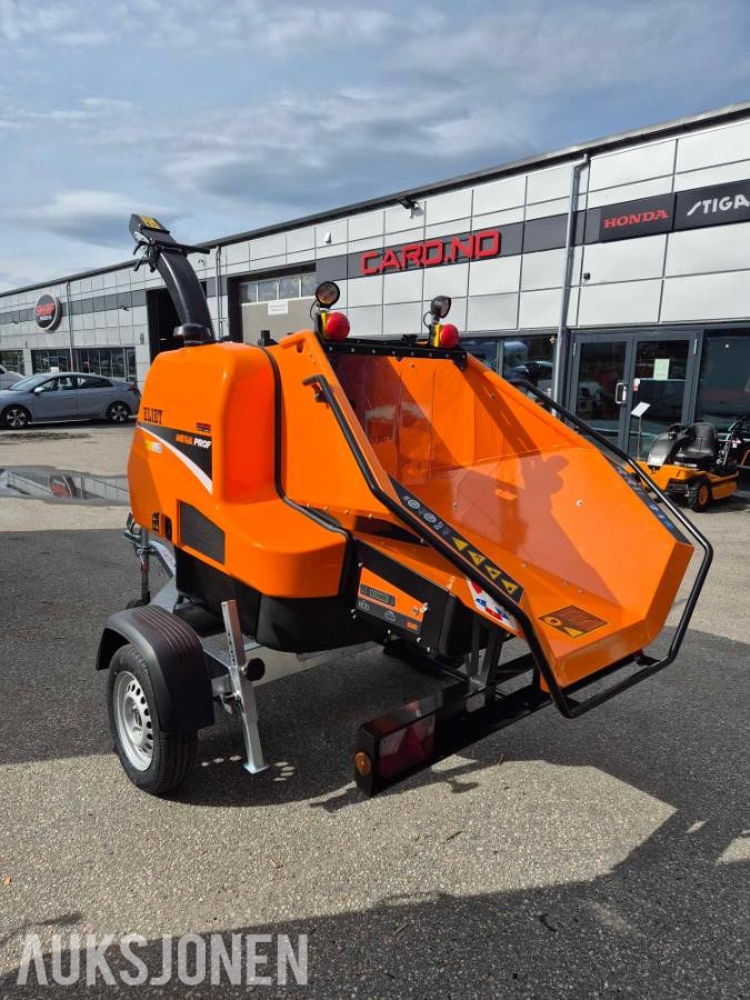 2025 Eliet Mega Prof 25 HK Diesel fliskutter