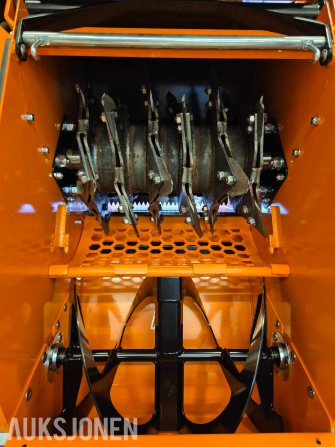 2025 Eliet Mega Prof 25 HK Diesel fliskutter
