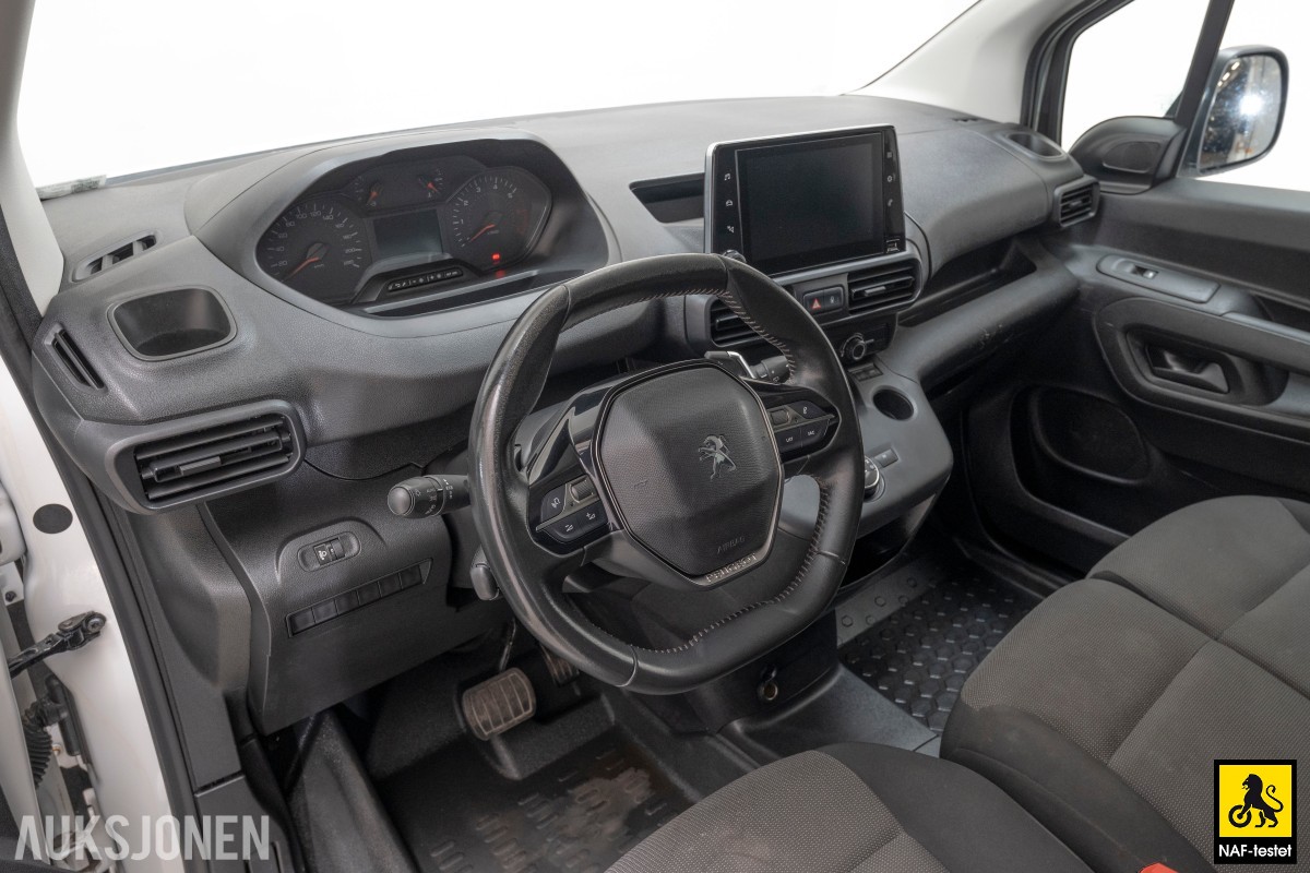 2021 Peugeot Partner 1,5 D 130HK L2 AUT CRUISE SKYVEDØRER PARK.SENSORER