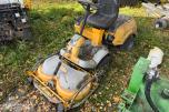 Stiga Park 123 HST Sitteklipper med frontmontert klippeaggregat