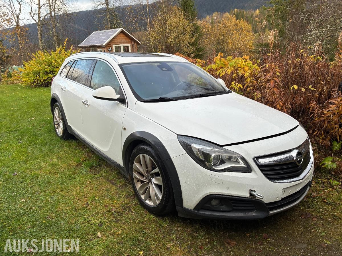 2014 Opel Insignia Country Touring 2.0 Diesel 163hk AWD Automat, Ryggekamera