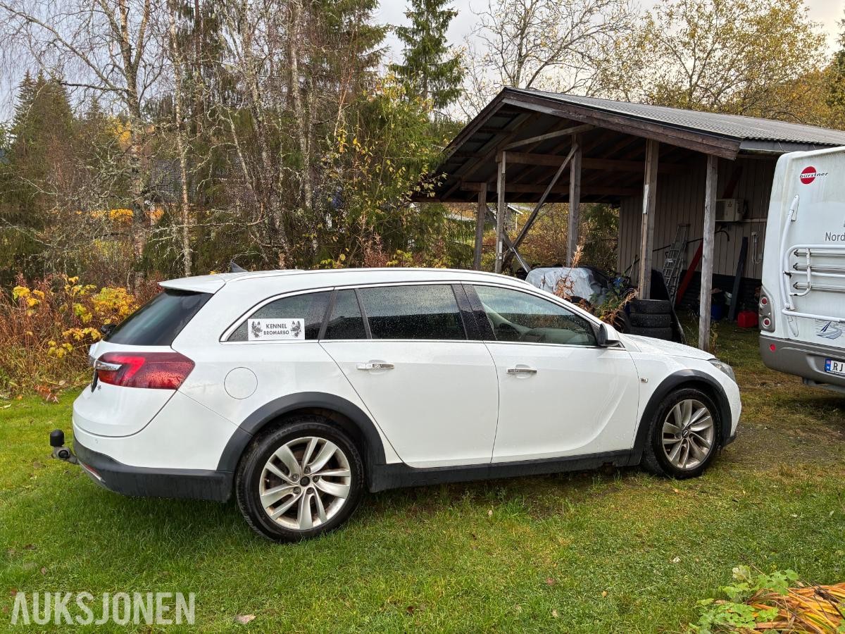 2014 Opel Insignia Country Touring 2.0 Diesel 163hk AWD Automat, Ryggekamera