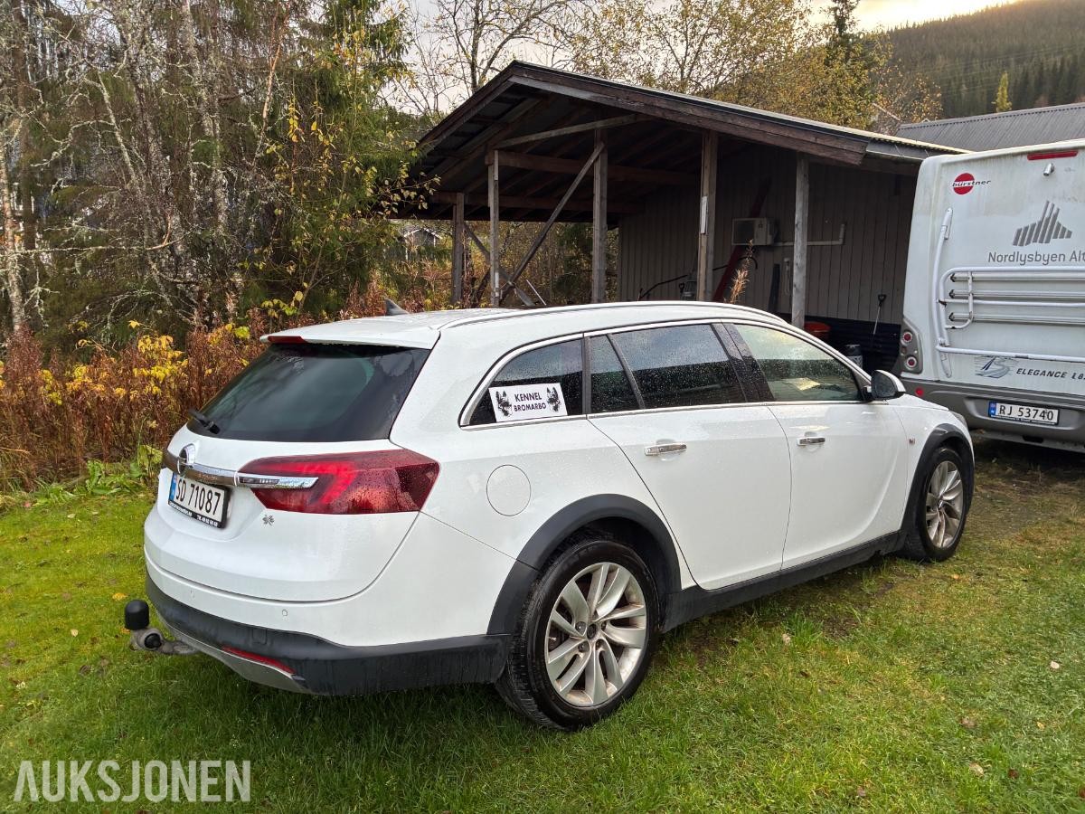 2014 Opel Insignia Country Touring 2.0 Diesel 163hk AWD Automat, Ryggekamera