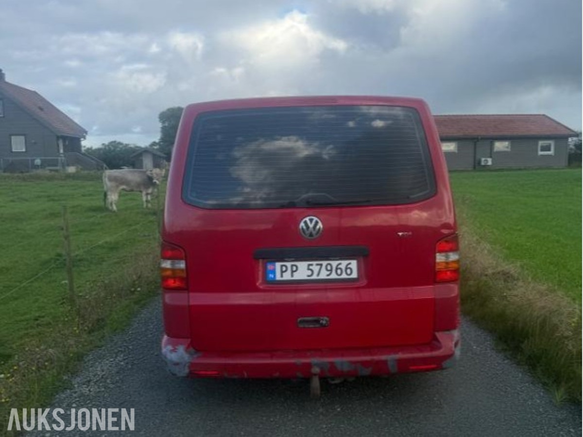 2005 Volkswagen Caravelle 2.5 Diesel 131hk Automat, Hengerfeste, S+V Dekk