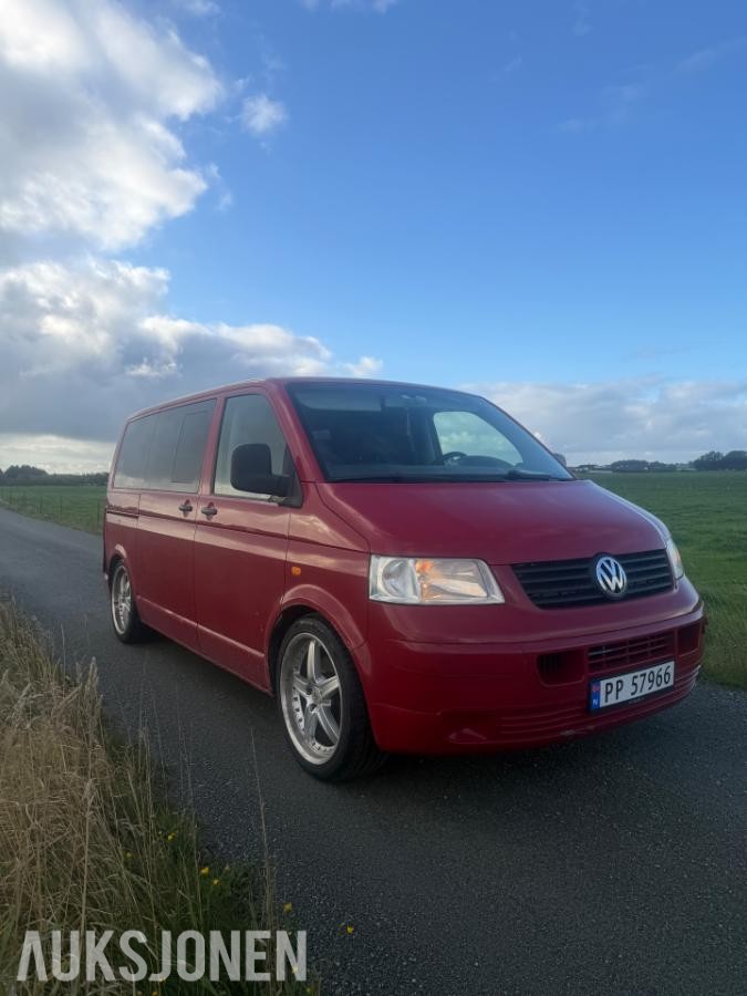 2005 Volkswagen Caravelle 2.5 Diesel 131hk Automat, Hengerfeste, S+V Dekk