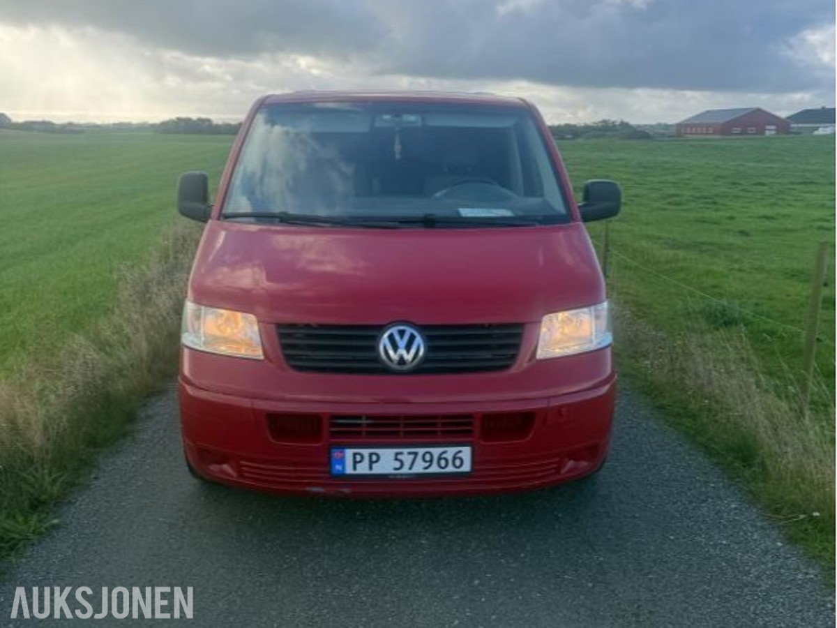 2005 Volkswagen Caravelle 2.5 Diesel 131hk Automat, Hengerfeste, S+V Dekk