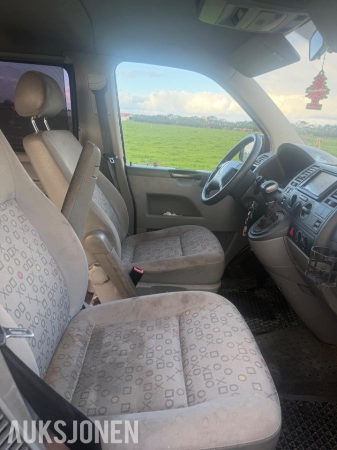 2005 Volkswagen Caravelle 2.5 Diesel 131hk Automat, Hengerfeste, S+V Dekk