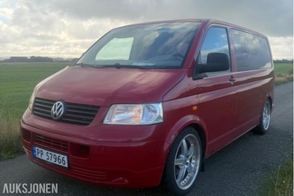 2005 Volkswagen Caravelle 2.5 Diesel 131hk Automat, Hengerfeste, S+V Dekk