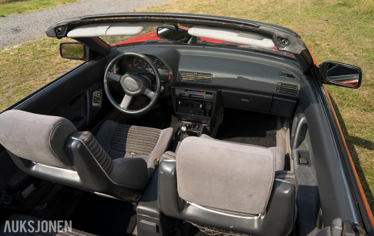 1986 Toyota Celica cabriolet 2.0 150HK EU OK 05.2028  140198km