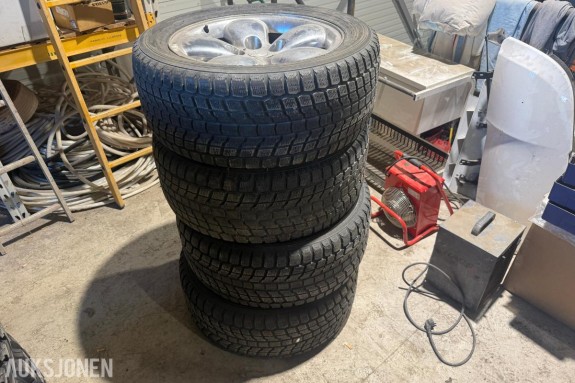 4 stk. Yokohama dekk med felg til Dodge Ram