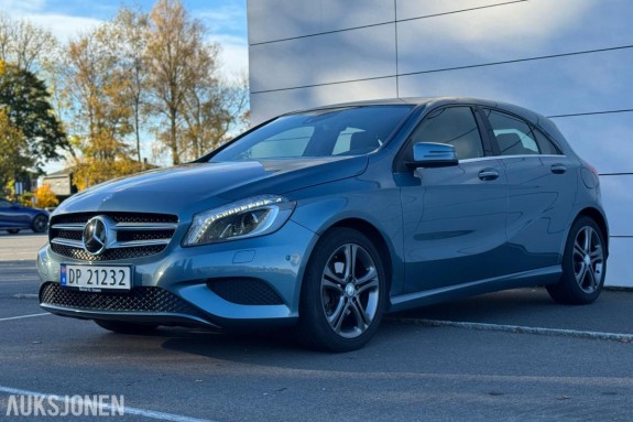 2013 Mercedes-Benz A200 156HK "Fullutstyrt" Komplett servicehistorikk(FSH) Harman Kardon| Skinn| Distroni| Navi