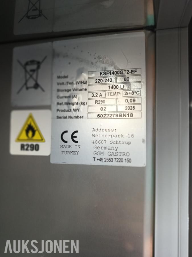 GGM Gastro KSF1400GT2-EF – 1400 L kjøleskap med 2 glassdører