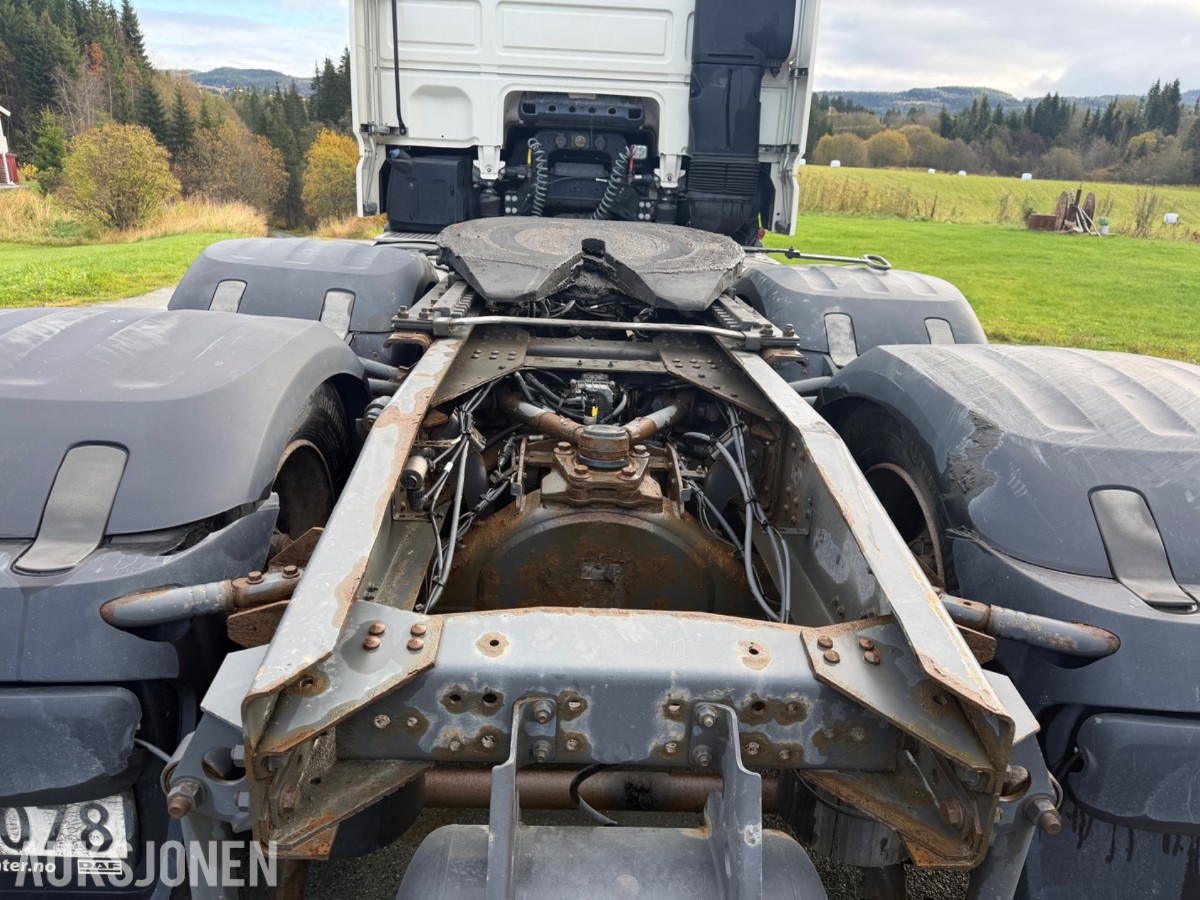 DAF XF 530 FTS TREKKVOGN