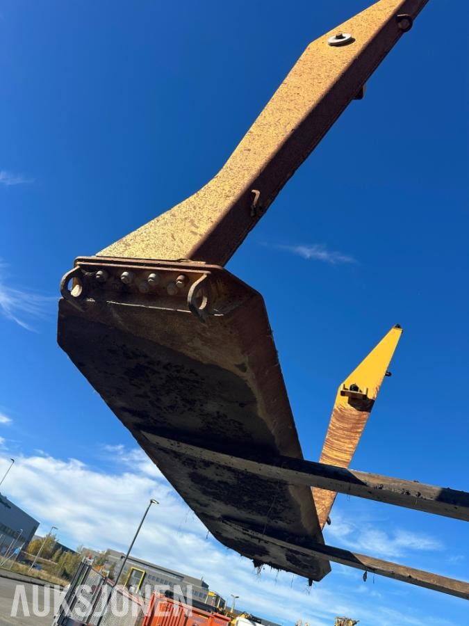 2018 Cat 745 Baklem