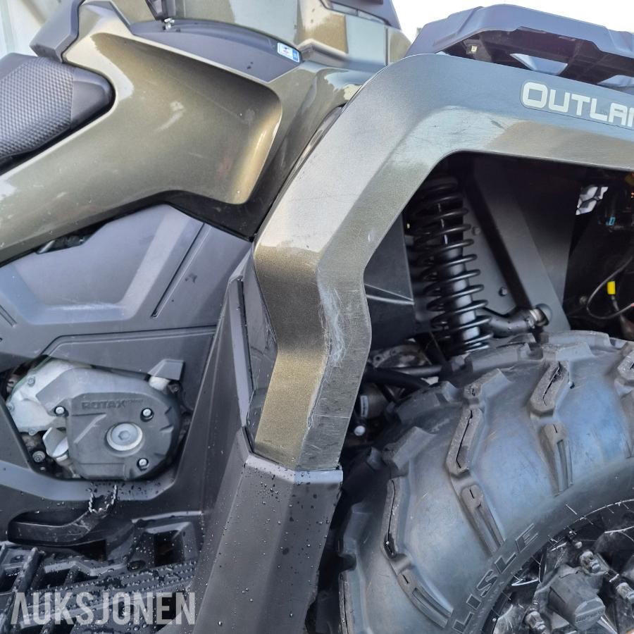 2022 Can-Am Outlander Max 6x6 XU+
