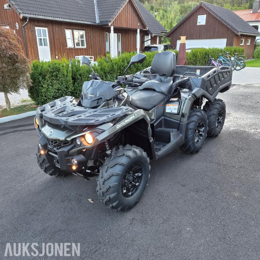 2022 Can-Am Outlander Max 6x6 XU+