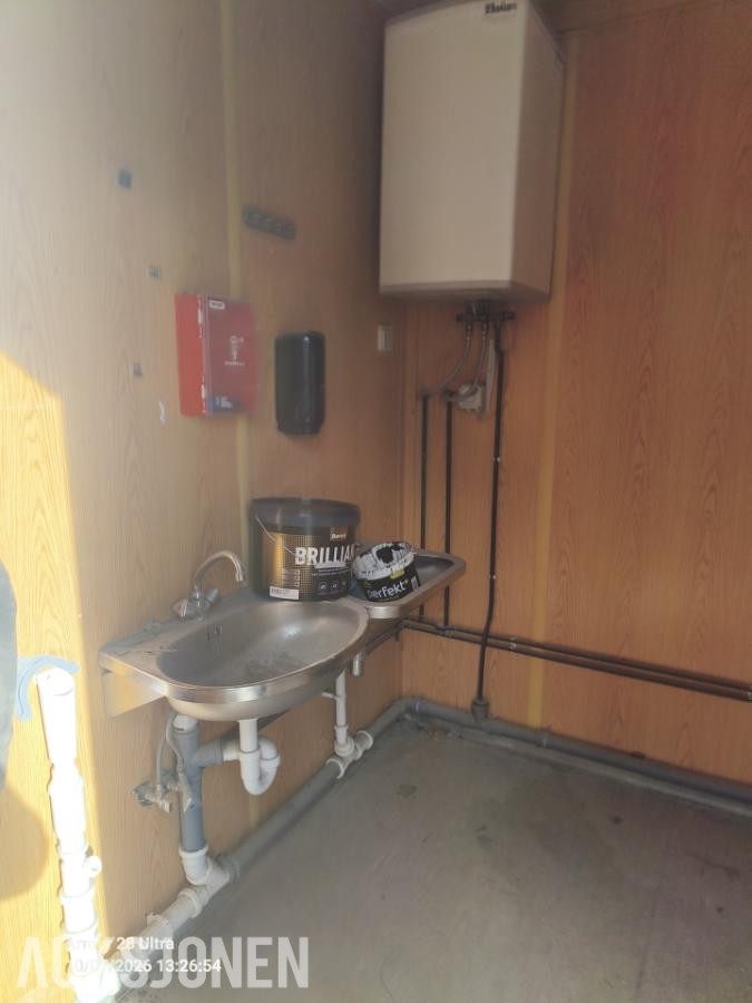 2010 Sanitærbrakke modul 2 delt Container - ingen minstepris