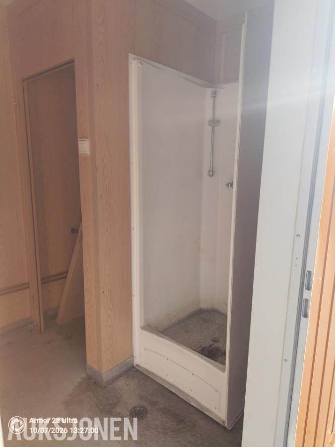 2010 Sanitærbrakke modul 2 delt Container - ingen minstepris