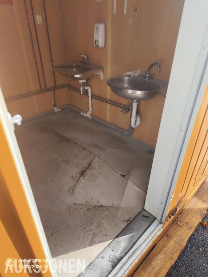 2010 Sanitærbrakke modul 2 delt Container - ingen minstepris
