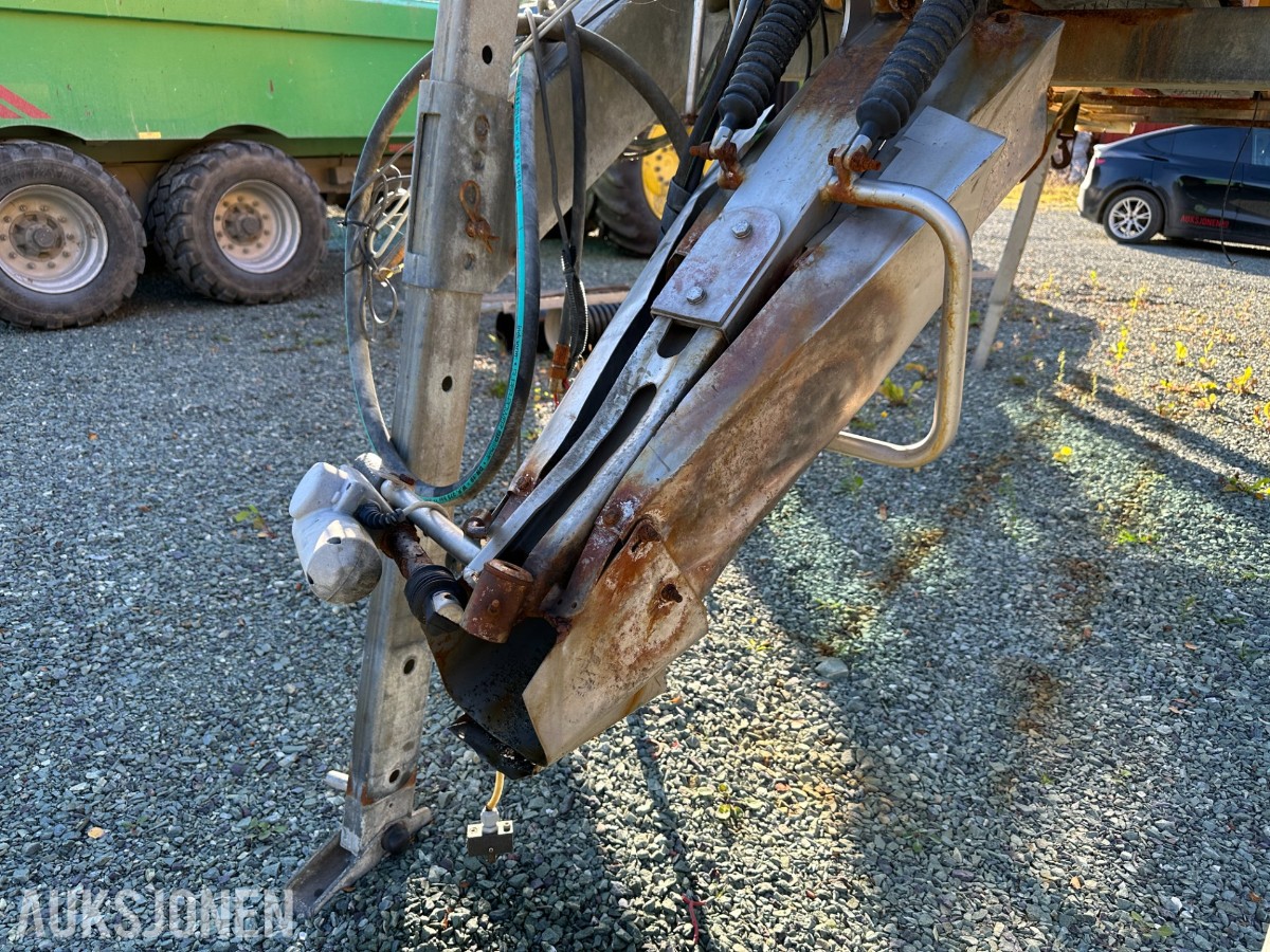 2005 Schmidt Stratos B90-42 strø-/saltspreder, 9 m³,
