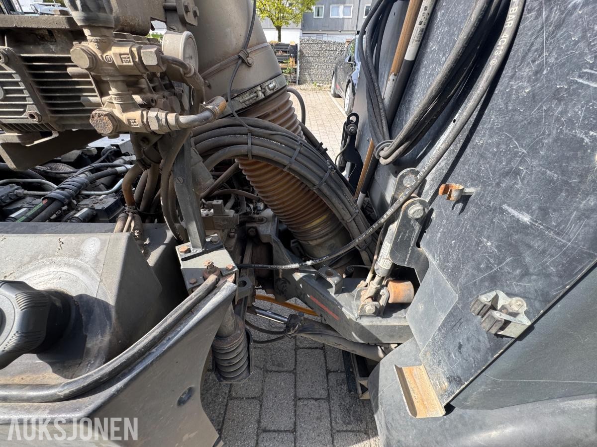 2014 Bucher CC2020 Kostebil, 2544 t - oppsamlingscontainer