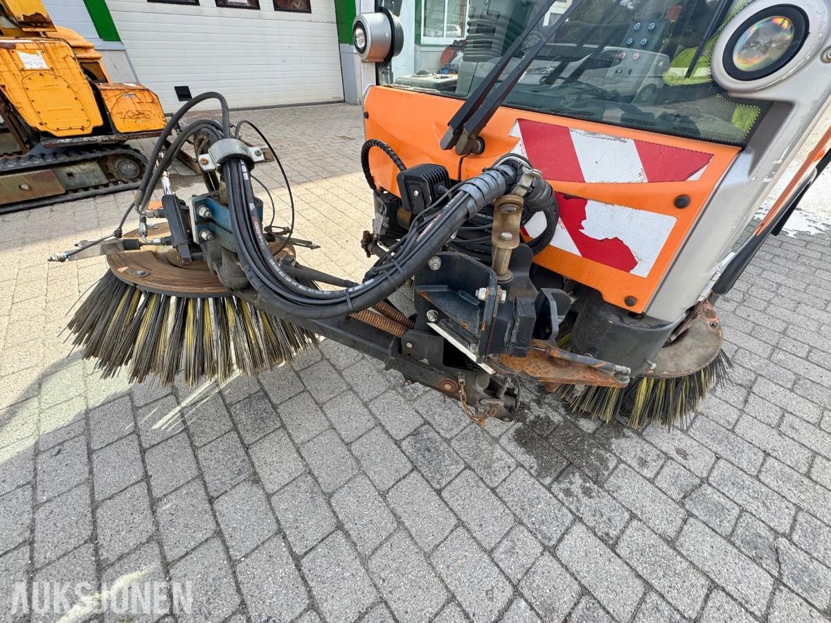 2014 Bucher CC2020 Kostebil, 2544 t - oppsamlingscontainer