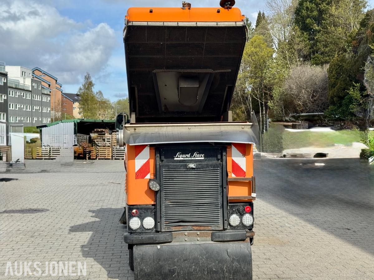 2014 Bucher CC2020 Kostebil, 2544 t - oppsamlingscontainer