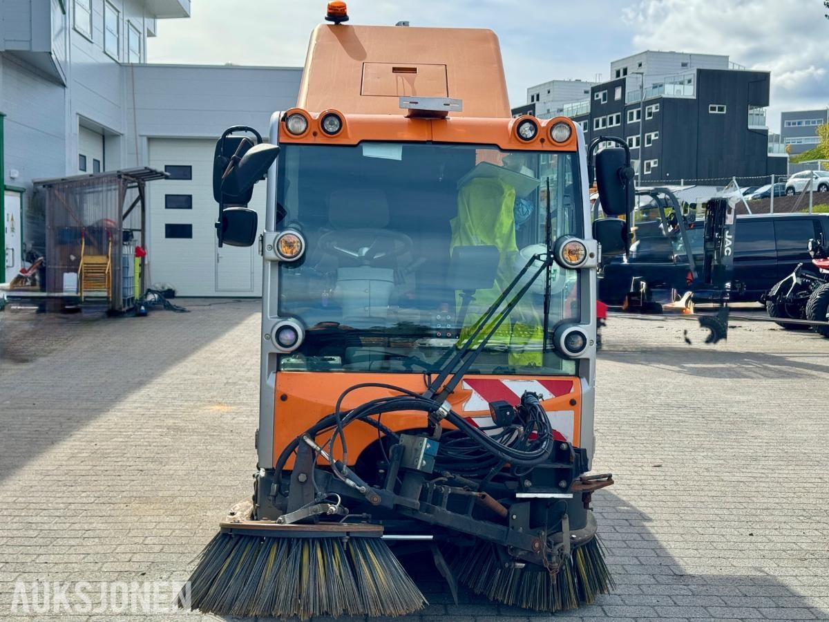 2014 Bucher CC2020 Kostebil, 2544 t - oppsamlingscontainer