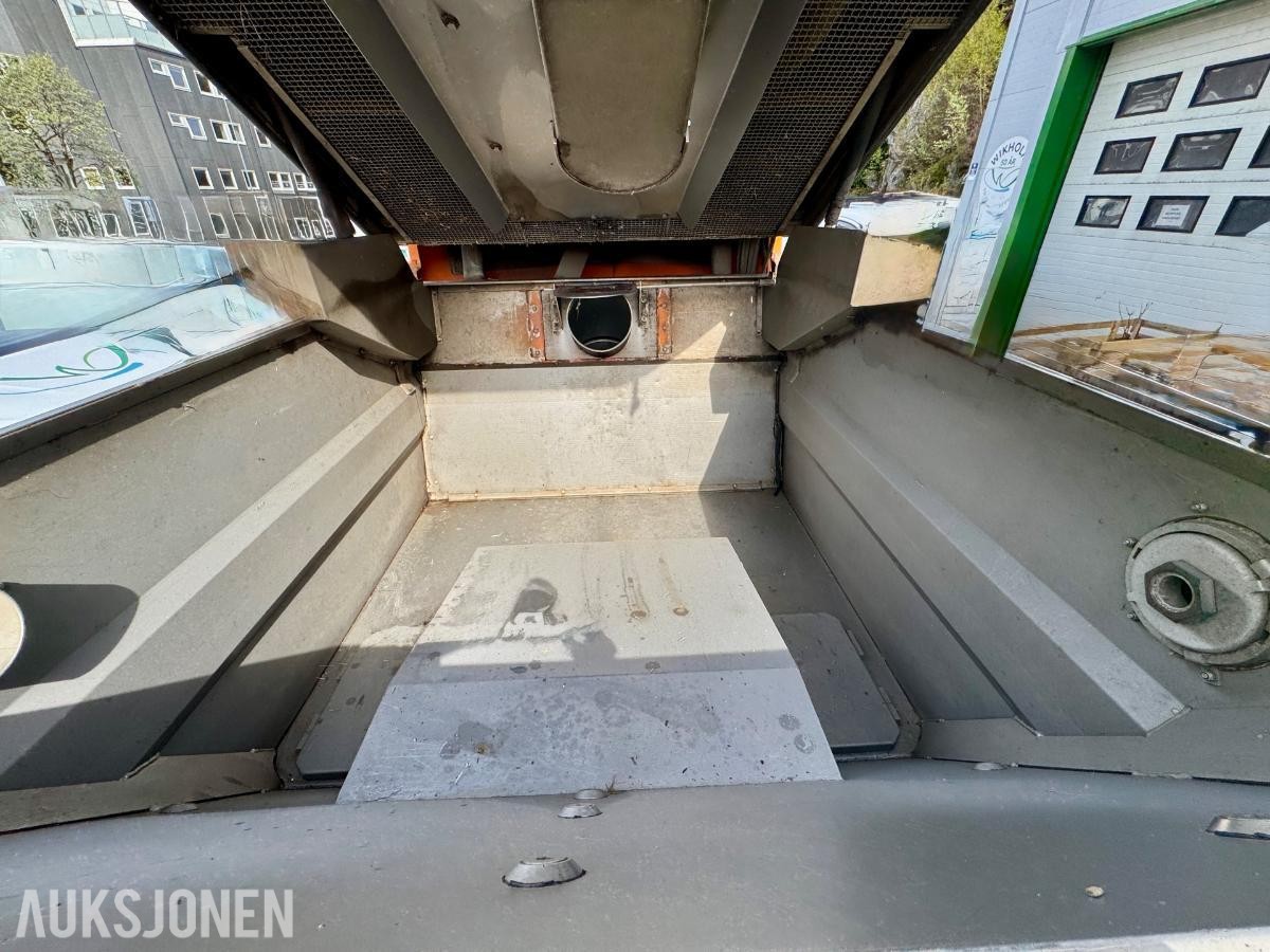 2014 Bucher CC2020 Kostebil, 2544 t - oppsamlingscontainer