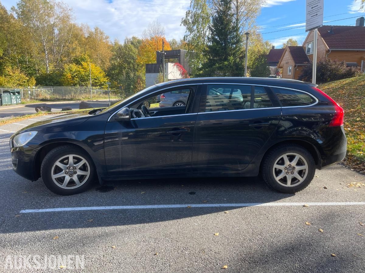2012 Volvo V60 DRIVe 1.6 Diesel 114hk Cruisekontroll, Hengerfeste *Ingen minstepris*