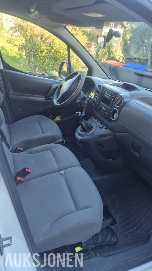 2013 Citroen Berlingo 1.6 90hk hengerfeste manuell eu ok 05.2027
