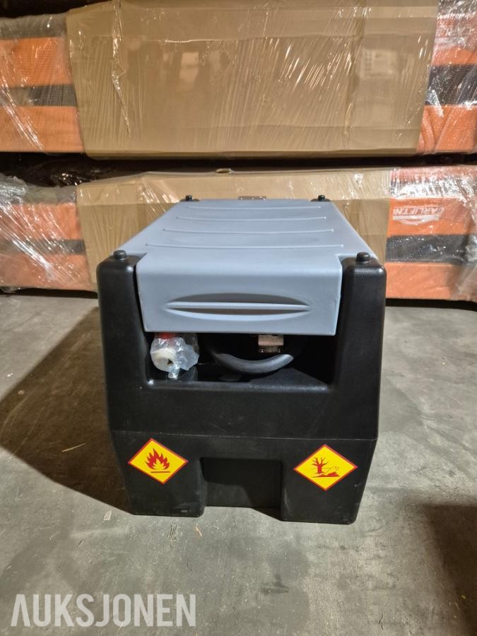 2026 Adblue tank m/Pumpe 12V Tough Box 220L