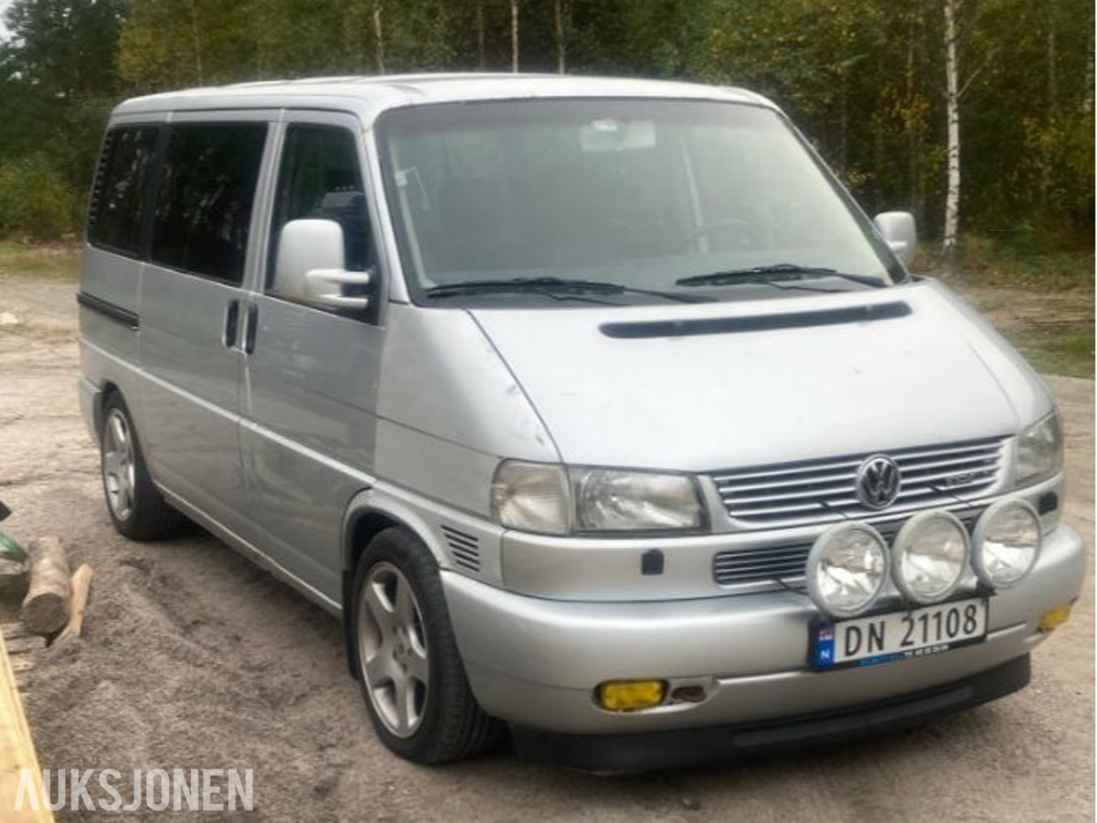 2001 Volkswagen Caravelle 2.5 Diesel, Hengerfeste, Reparasjonsobjekt