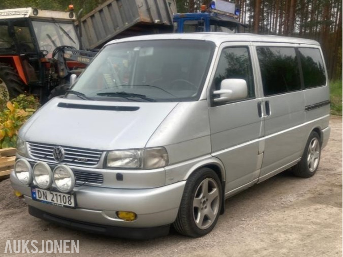 2001 Volkswagen Caravelle 2.5 Diesel, Hengerfeste, Reparasjonsobjekt