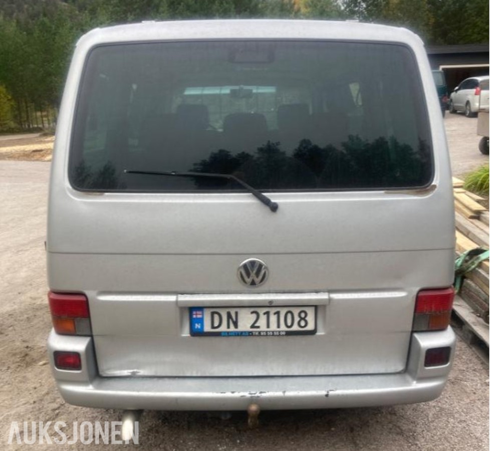 2001 Volkswagen Caravelle 2.5 Diesel, Hengerfeste, Reparasjonsobjekt