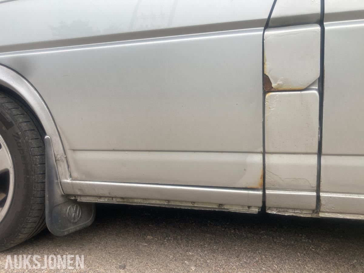 2001 Volkswagen Caravelle 2.5 Diesel, Hengerfeste, Reparasjonsobjekt