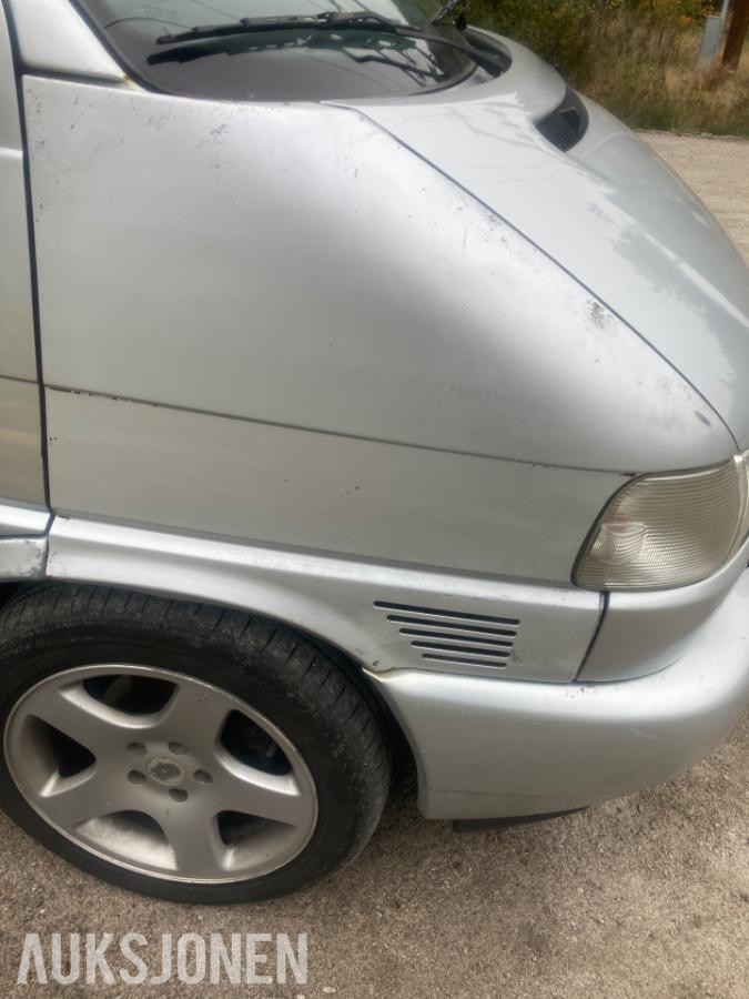 2001 Volkswagen Caravelle 2.5 Diesel, Hengerfeste, Reparasjonsobjekt
