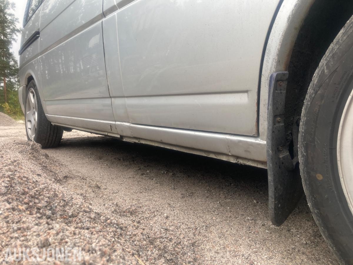 2001 Volkswagen Caravelle 2.5 Diesel, Hengerfeste, Reparasjonsobjekt