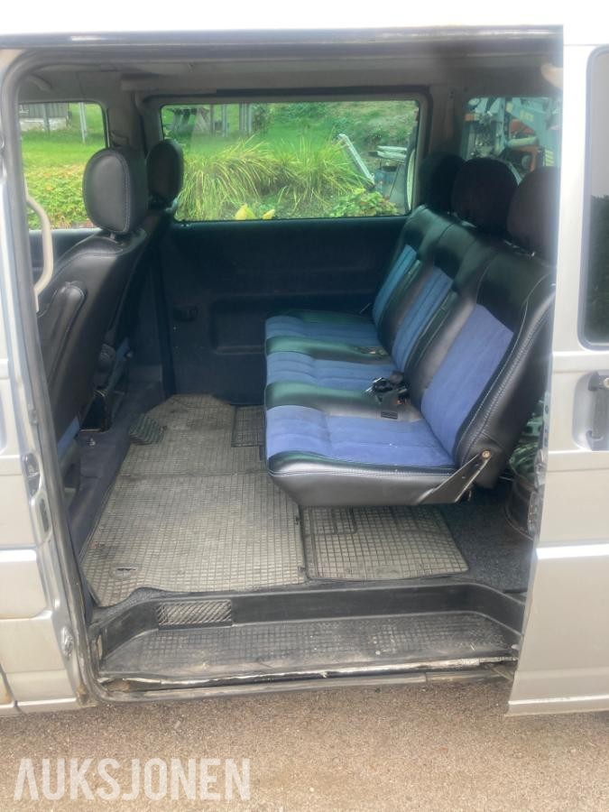 2001 Volkswagen Caravelle 2.5 Diesel, Hengerfeste, Reparasjonsobjekt