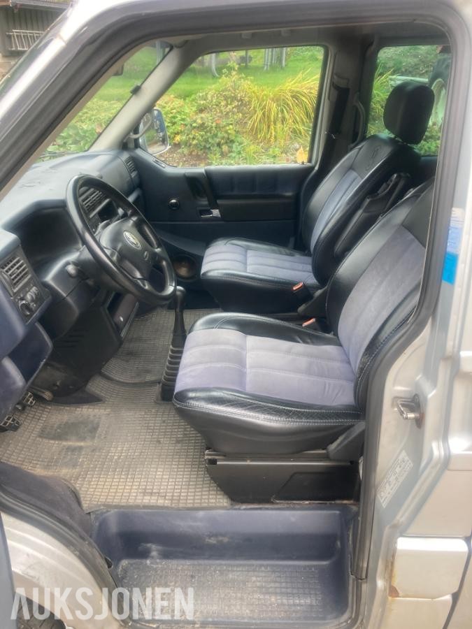 2001 Volkswagen Caravelle 2.5 Diesel, Hengerfeste, Reparasjonsobjekt