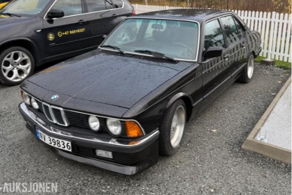 1985 BMW E23 728 2.8 184hk skinninteriør eu ok 06.2028