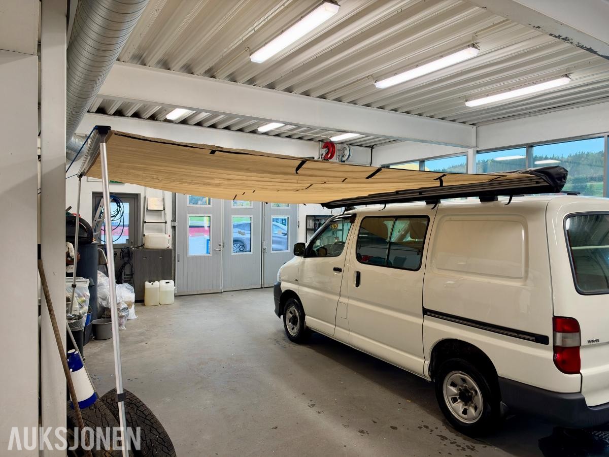 2010 TOYOTA HIACE * 4x4 * INNREDING / MARKISE * EU OK NOV 2027 