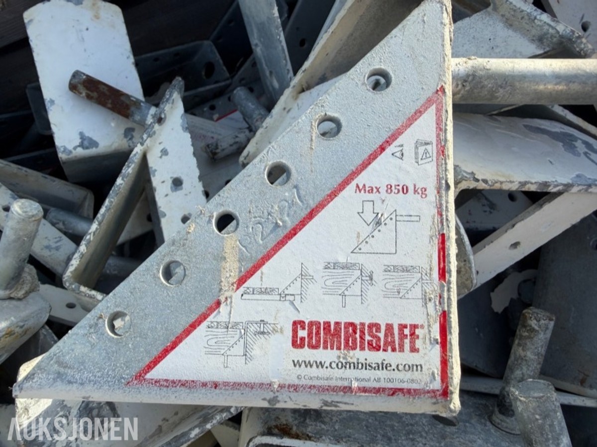 Palle med Combisafe platåkonsoll