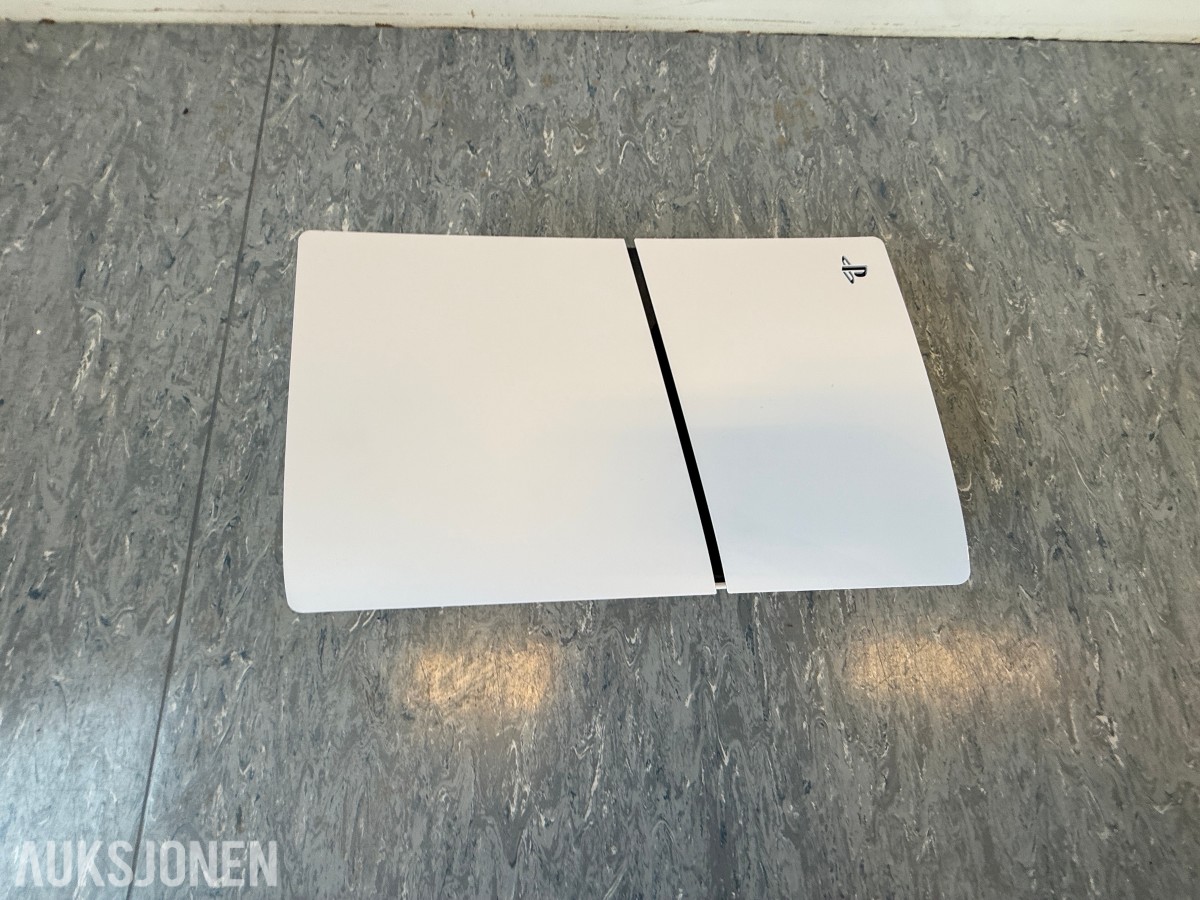 Sony PlayStation 5 med kontroller og originalemballasje