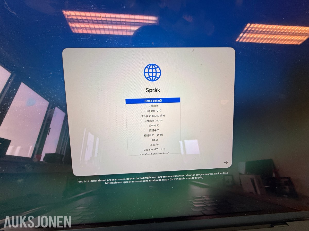 Apple MacBook Air 15" med lader